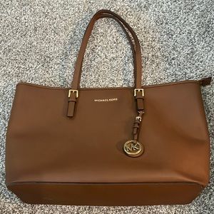 Michael Kors Tote